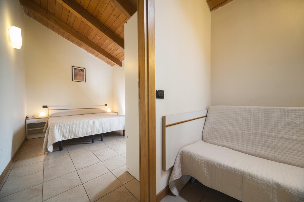 Residence Il Capodoglio ริมินี ภายนอก รูปภาพ