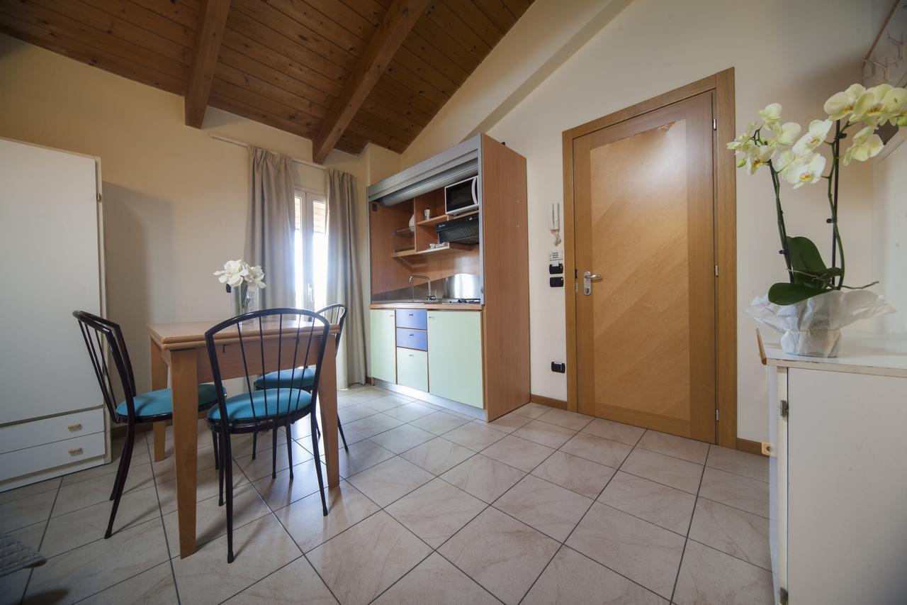 Residence Il Capodoglio ริมินี ภายนอก รูปภาพ